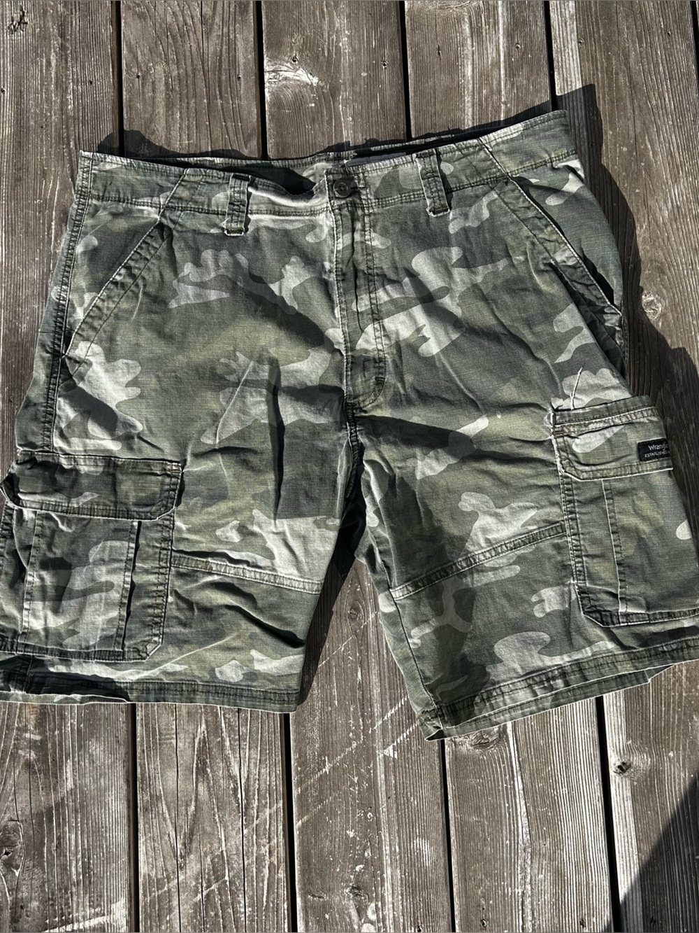 Wrangler Men's Camo Cargo Shorts - Green